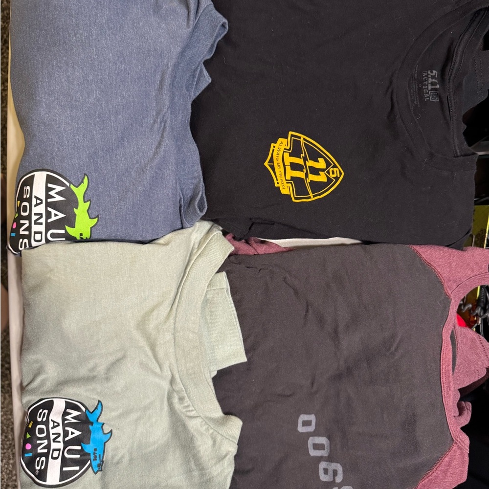 Maui and Sons men’s  T-Shirt Pack - Black, Gray, Blue